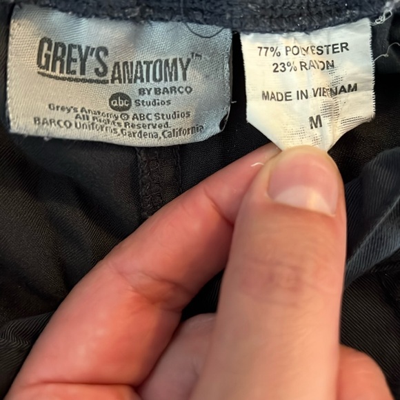 Two Pairs Grey’s Anatomy 5-Pocket Drawstring Scrub Pants - Picture 4 of 4